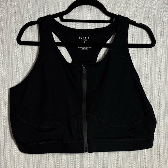 Torrid Black Front-Zip Sports Bra - Picture 1 of 3